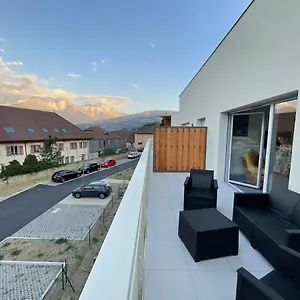 appartement-au-pied-du-mont-blanc-2.hotels-rhonealpes.com/